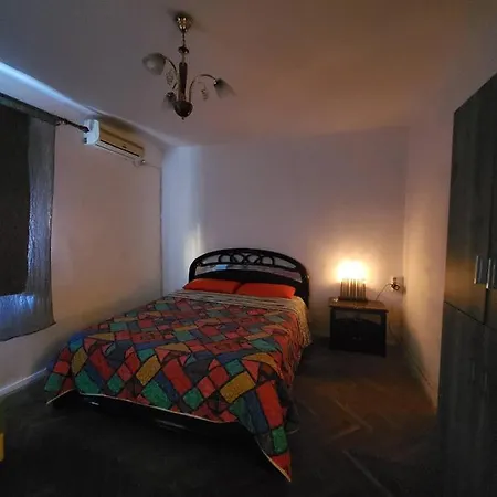 Whole Apartment Center Of Tirana Air Conditioned Appartement *